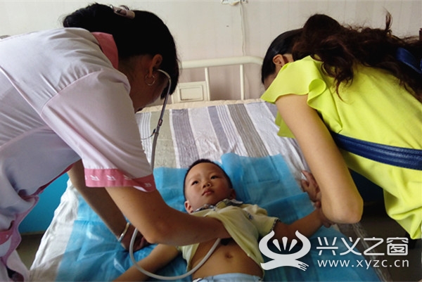 安龙妇幼保健中心开展儿童入园前健康体检工作