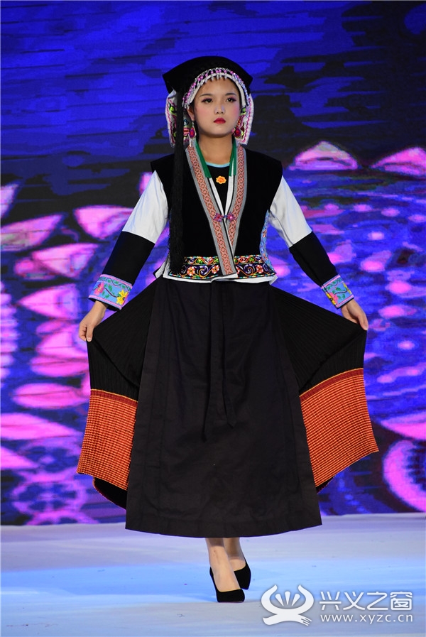 首届多彩贵州民族服饰设计大赛中国凉都六盘