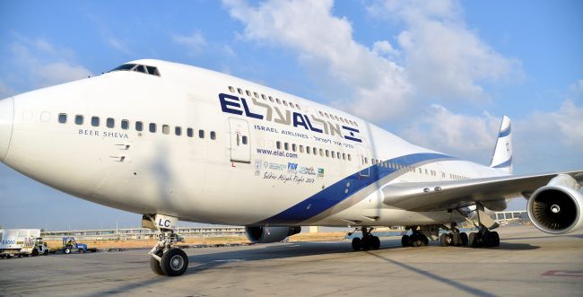 完成最后一次飞行的以色列航空公司波音747-400型客机完成最后一次