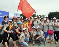 中国旅游日：做当代徐霞客 万峰林徒步活动