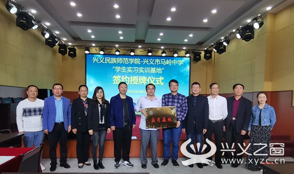 海南卫生健康职业学院校长张梅一行到首医调研并进行座谈交流