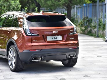 ͨÿ XT4 2018 ˶ 28T 