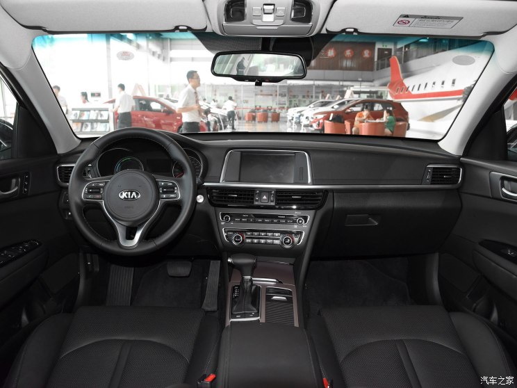 ô K5Դ 2018 2.0L LUX