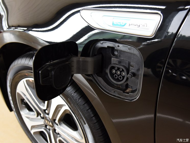 ô K5Դ 2018 2.0L LUX