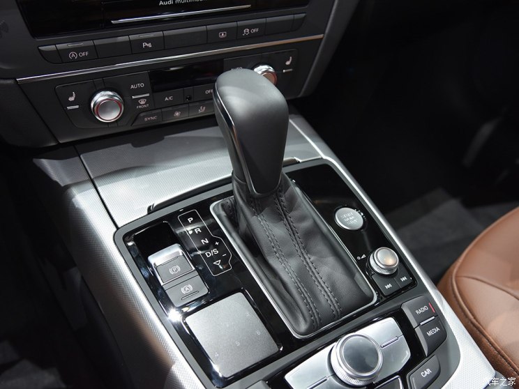һ-ڰµ µA6L 2018 30 35 TFSI ˶